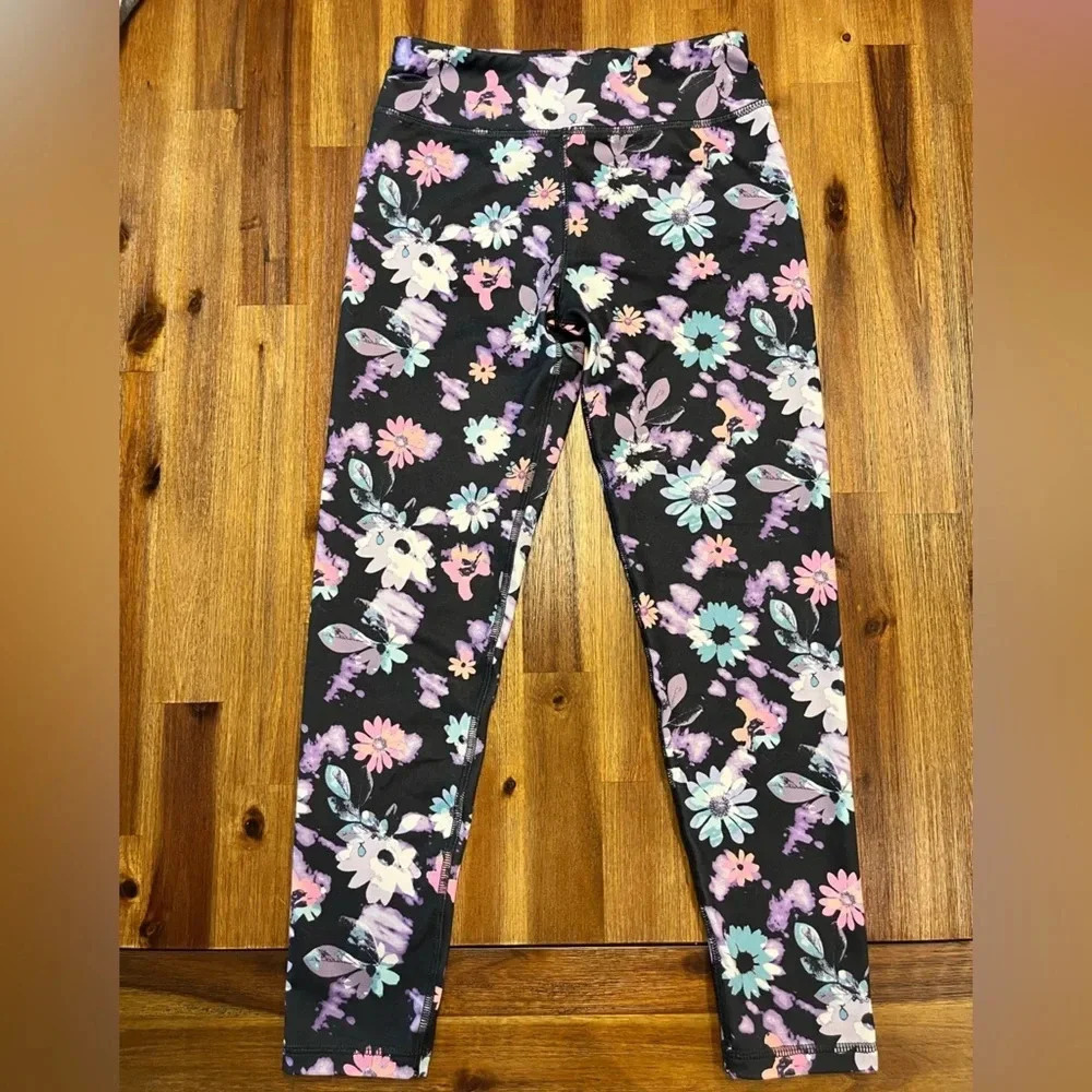 Jumping Beans floral active leggings size 8